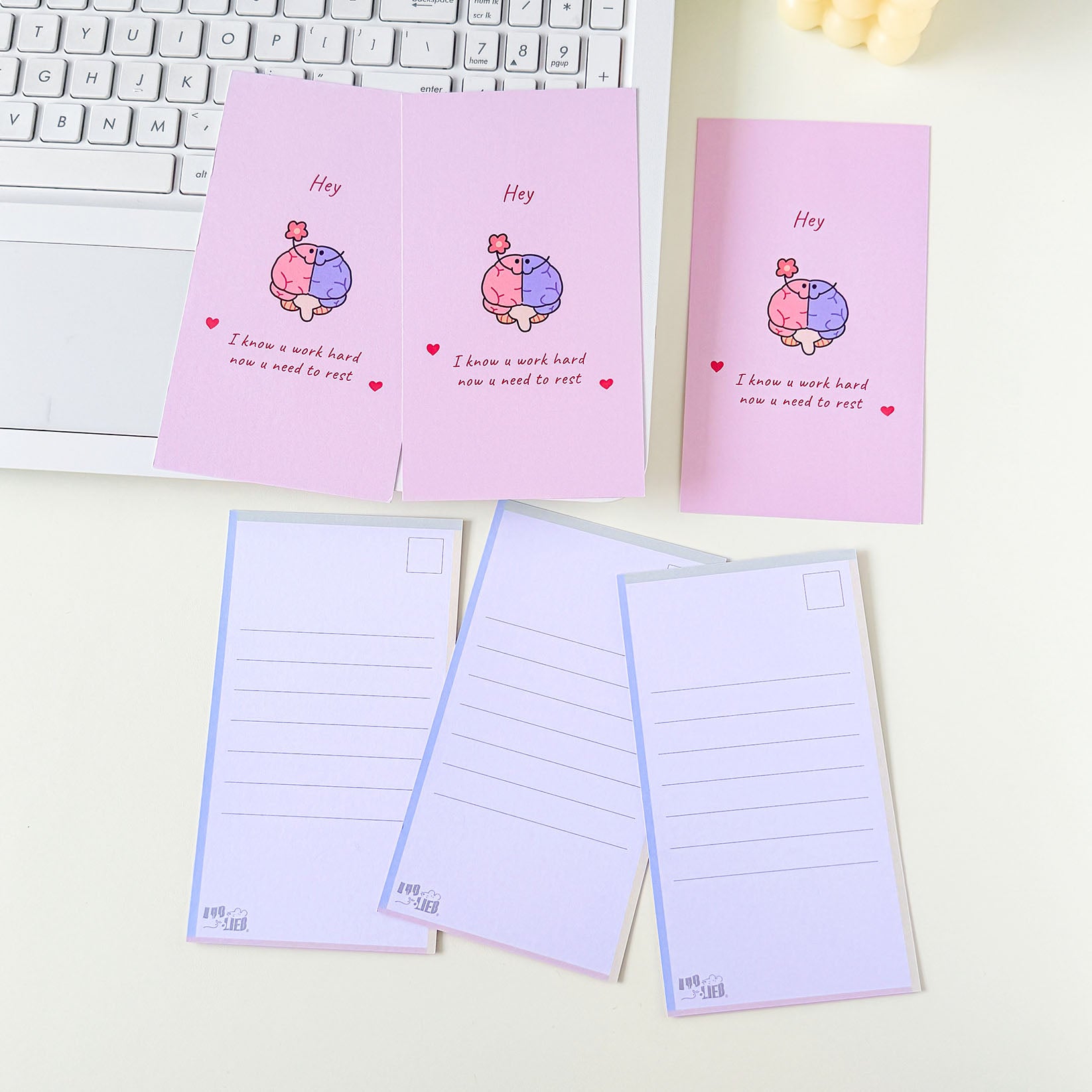 brain memo notes with cute cartoon illustration and inspirational text for everyday organization.