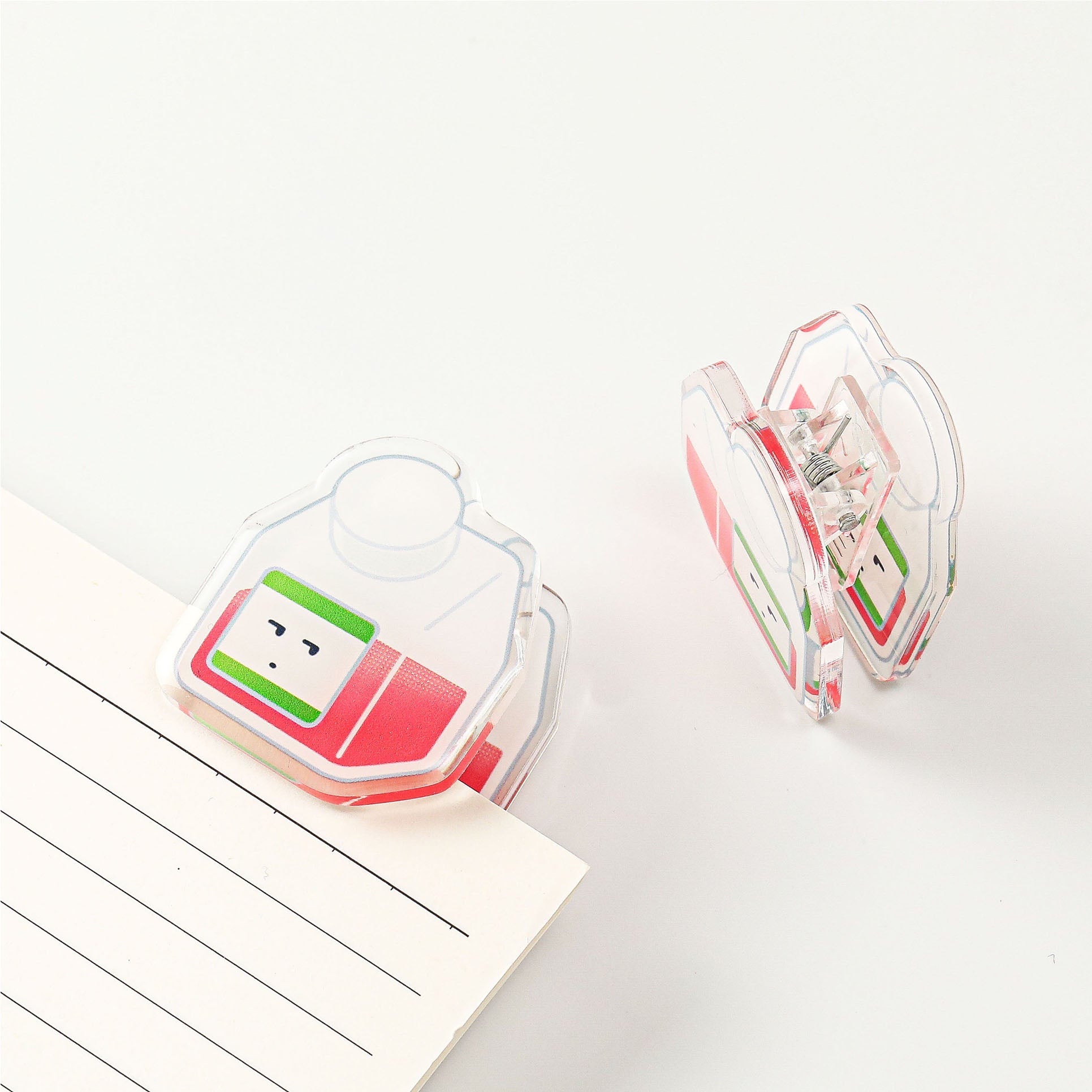 Science-inspired culture flask acrylic stationery clip with a minimalist smiling flask illustration, a charming accessory for desks, classrooms, and research spaces.