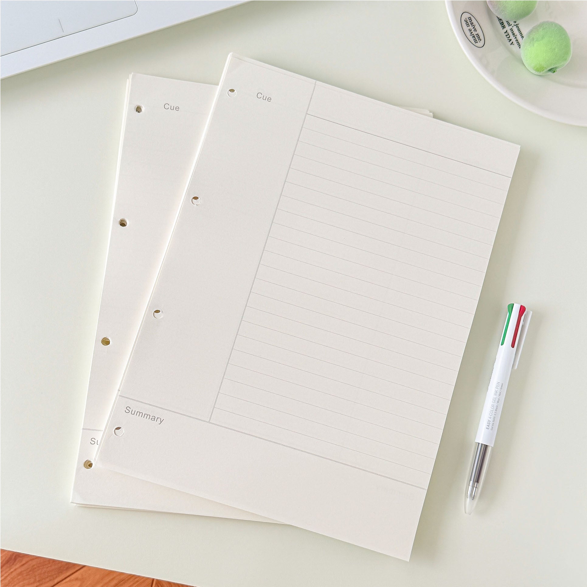 Refillable cell and microbiology science notebook with lined loose-leaf paper for biology notes, laboratory records, and study organization.